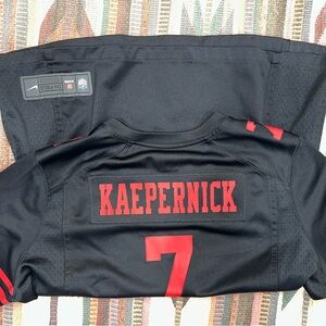 Nike Colin Kaepernick #7 Black & Red Football Jersey Women’s XL